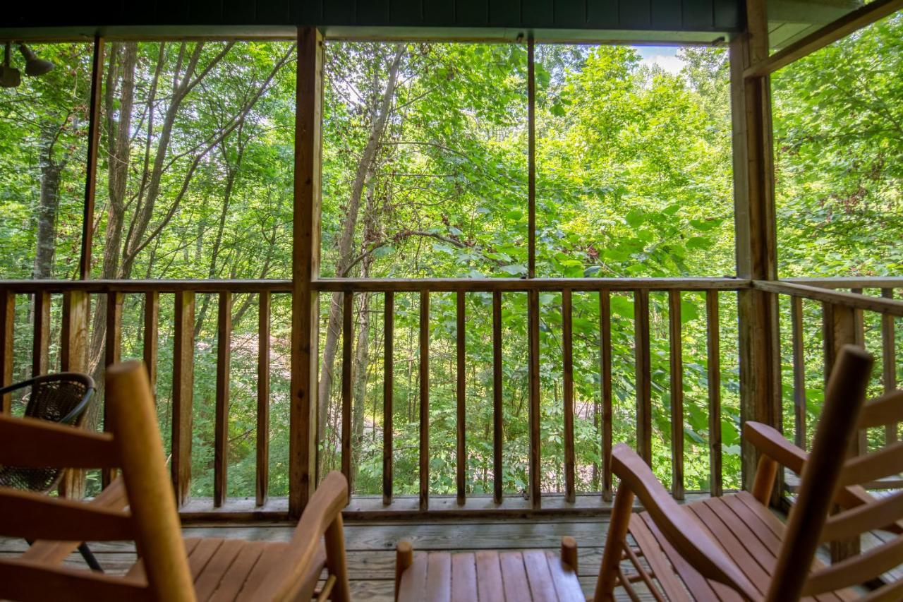 North Ridge Place Brand New Log Cabin With Hot Tub Great Location Sevierville Εξωτερικό φωτογραφία